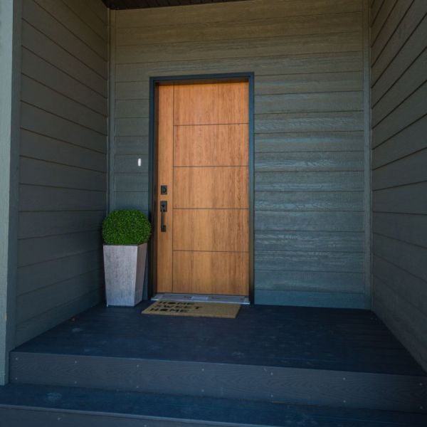 Bayer Built Fiberglass front door